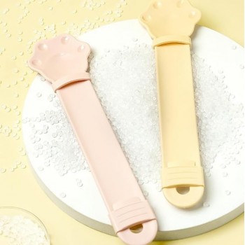 Cat Strip Feeder, Pet Feeder Cat Strip Squeeze Spoon, Cat Snack Spoon for Lickable Wet Cat Pet Liquid (BROWN)