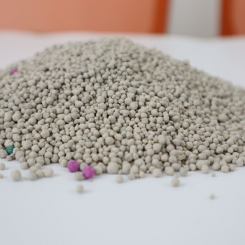 Golden Cat Cat Litter Bentonite Strong Clumping Coffee Scented (8kg-10L)