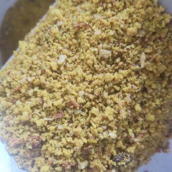 Deli Nature Egg Food for Large Parakeets & Parrots – Moist/Fat Formula (10kg Bag) | High-Protein Supplement for Growth, Breeding, Molting & Vitality | Ready-to-Use Premium Egg Mix