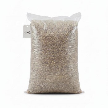 Premium Mixed Bird & Poultry Seeds – High-Protein Wild Bird, Pigeon, and Chicken Feed | 1kg Bag