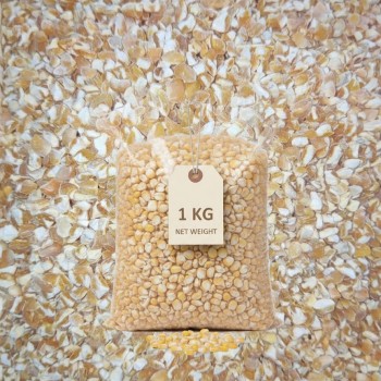 Premium Yellow Cracked Corn (Broken Corn) – 1kg Bag | High-Energy Feed for Chickens, Ducks, Turkeys, Pigeons, Doves, Parrots, Budgies, Finches, Wild Birds, Rabbits, Horses, Goats, Sheep, Cattle, Deer & Small Animals Premium Yellow Cracked Corn (Broken Corn) – 1kg Bag | High-Energy Feed for Chickens, Ducks, Turkeys, Pigeons, Doves, Parrots, Budgies, Finches, Wild Birds, Rabbits, Horses, Goats, Sheep, Cattle, Deer & Small Animals