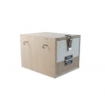 PetNest Wooden Bird Breeding Box for Small Birds – Natural Nesting House with Perch & Easy-Access Door (Budgies, Finches, Canaries, Lovebirds) – 21 × 16 × 15 cm