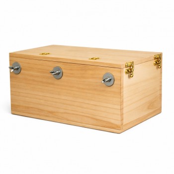 Golden Cat Large Wooden Bird Breeding Box 34x19x18cm – Natural Nesting House with Reinforced Entrance Protector, Hinged Lid & Perch for Parrots, Cockatiels, Lovebirds, Budgies & Small Birds